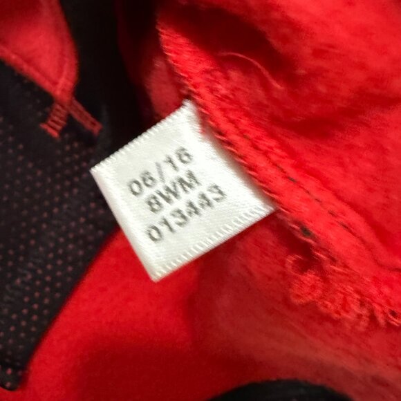 CCM Pro Oka Athletic Equipment Chicago Blackhawks Sweater in Red Size Medium - Picture 7 of 9